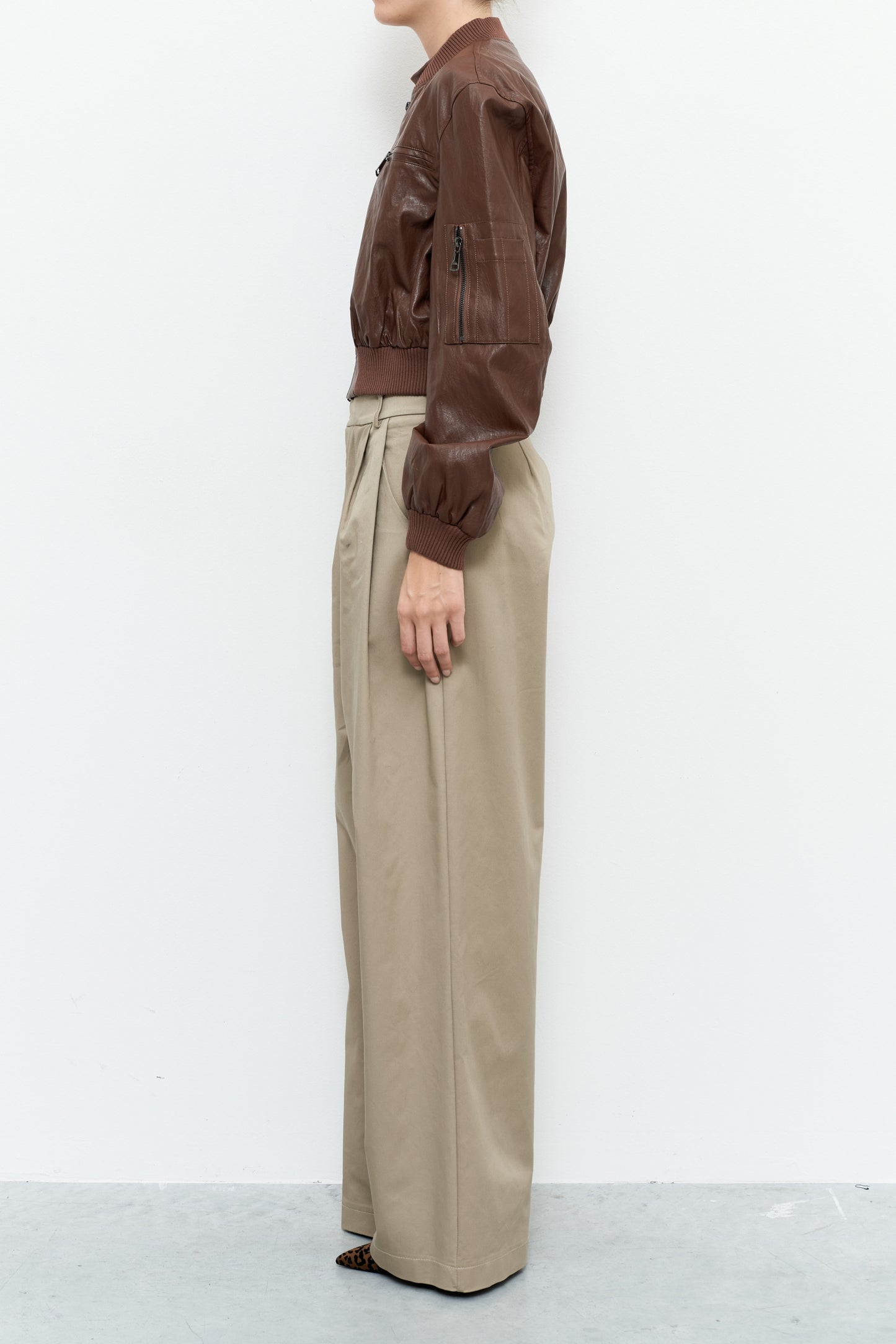 Lumina vegan leather bomberjack - Bruin
