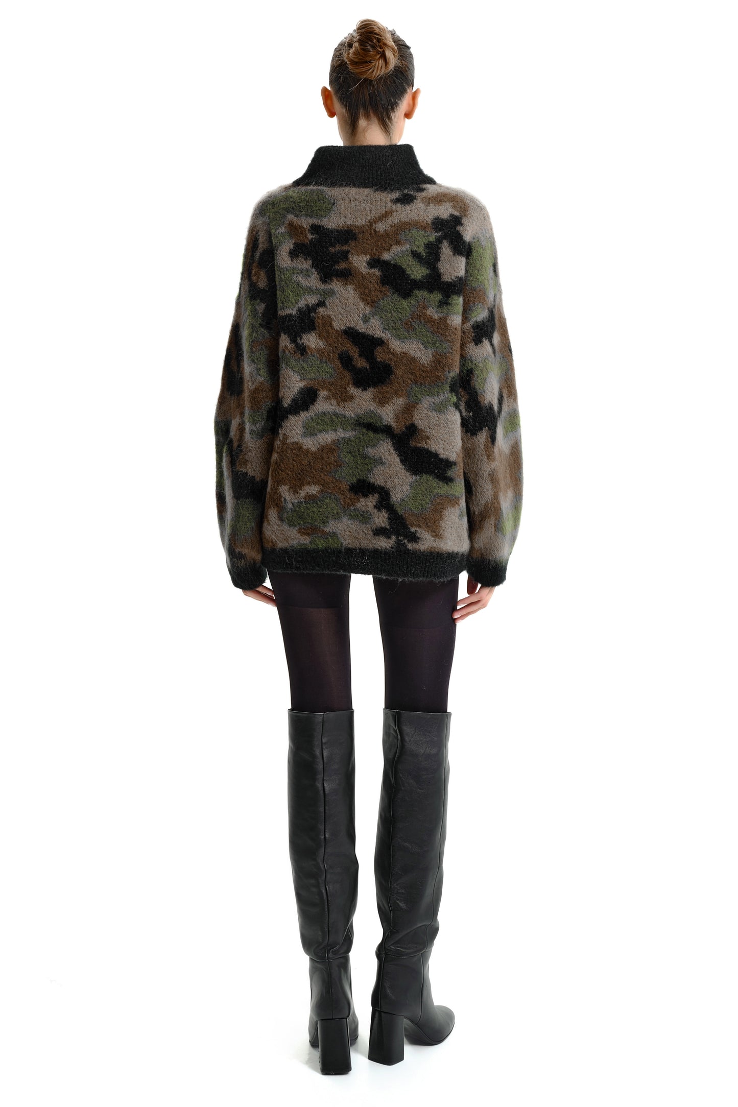 Lumina camouflage print trui Luana