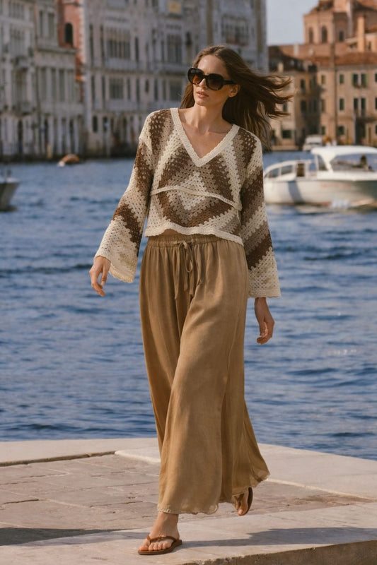 Garçonne crochet top camel