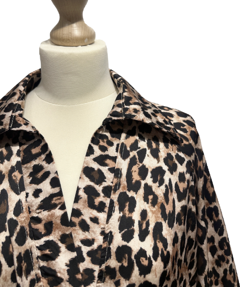 Panter jurk v-hals - Bruin